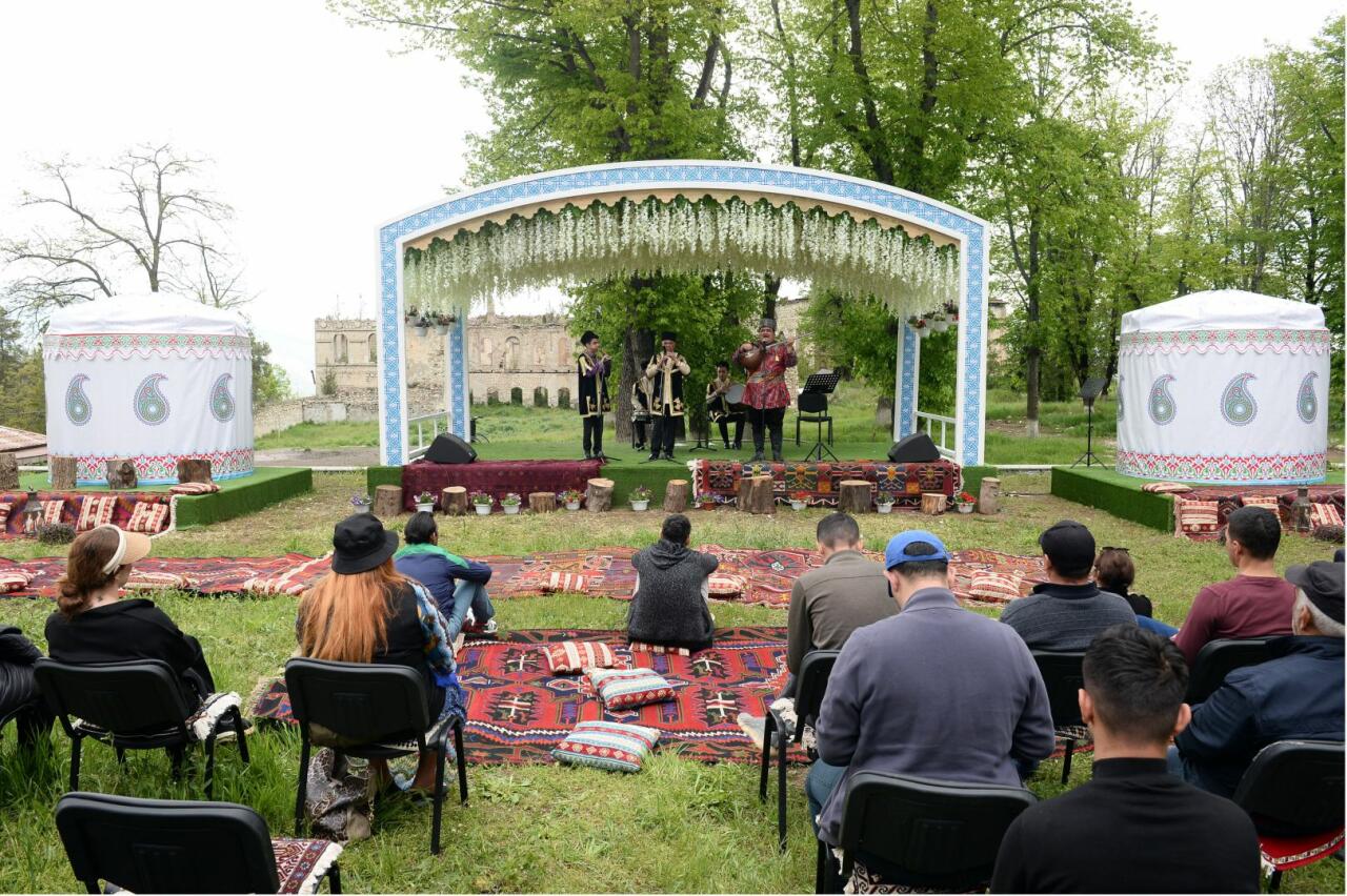 В Шуше начался Международный музыкальный фестиваль "Харыбюльбюль"