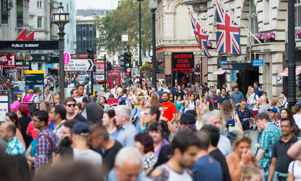 Розничные продажи в Великобритании растут, но аналитики не видят повода для оптимизма