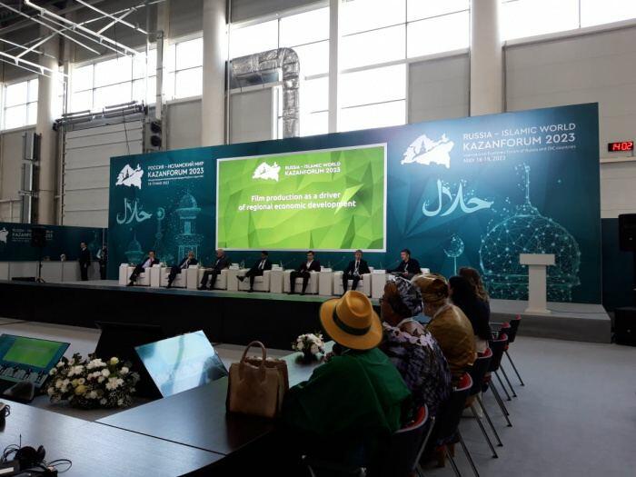 Директор "Азербайджанфильм" Назим Гусейнов рассказал о перспективах международных проектов в рамках KazanForum 2023