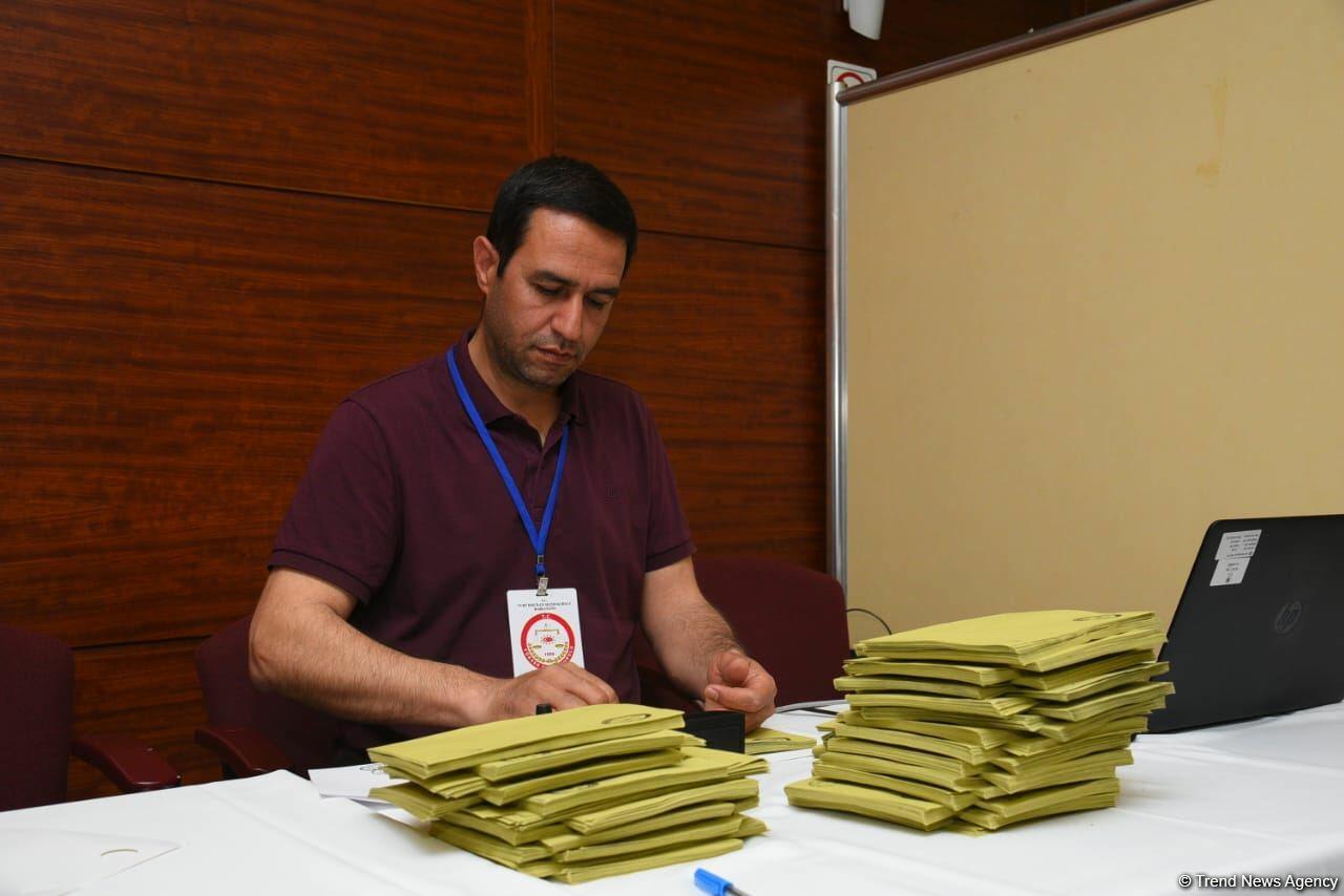 В Азербайджане проходит голосование граждан Турции во 2-м туре президентских выборов в этой стране