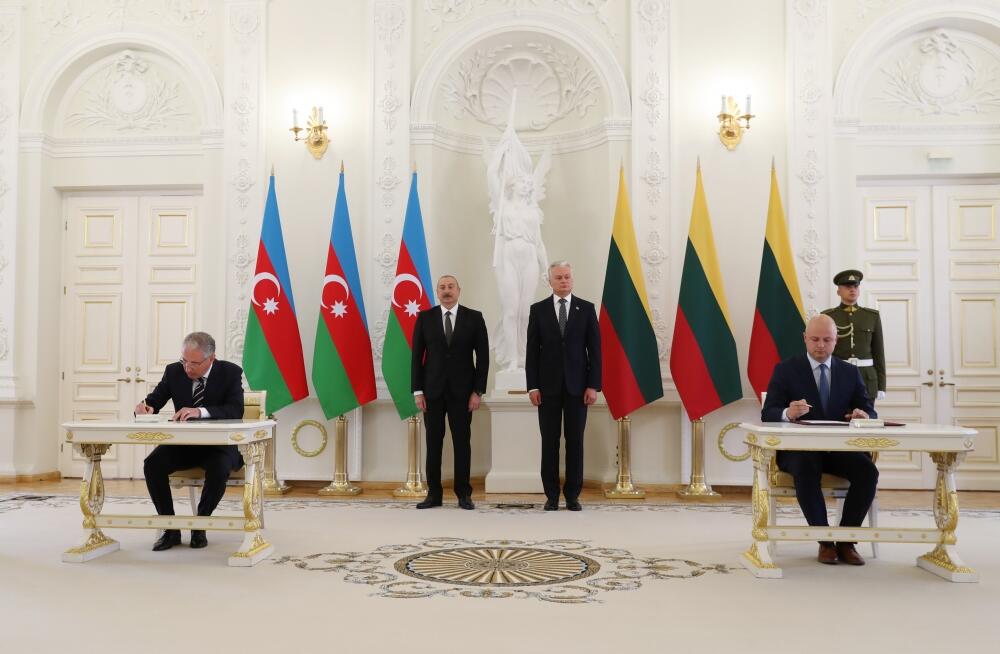 Состоялась церемония подписания азербайджано-литовских документов
