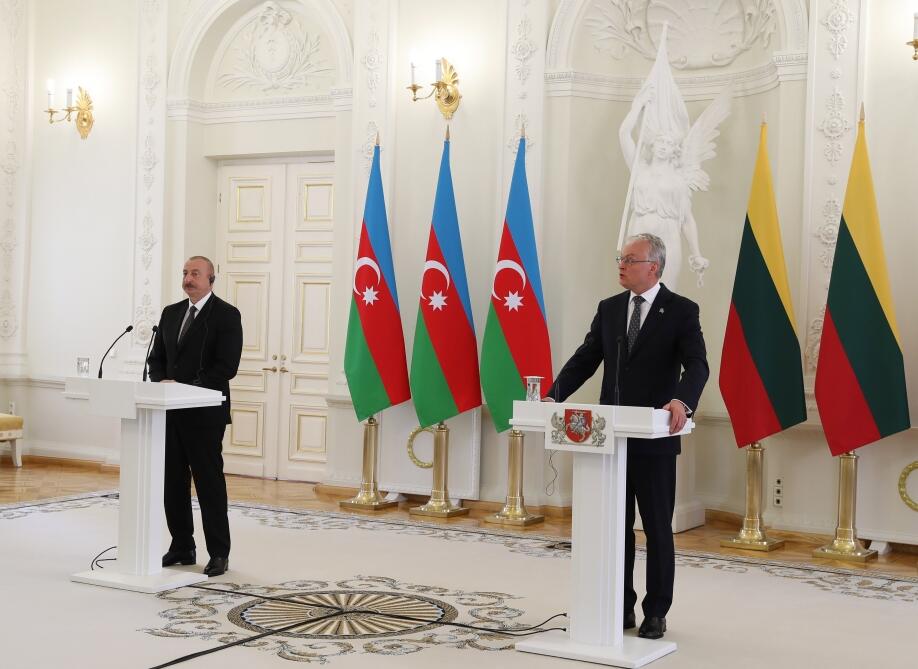 Президент Ильхам Алиев и Президент Гитанас Науседа выступили с заявлениями для прессы