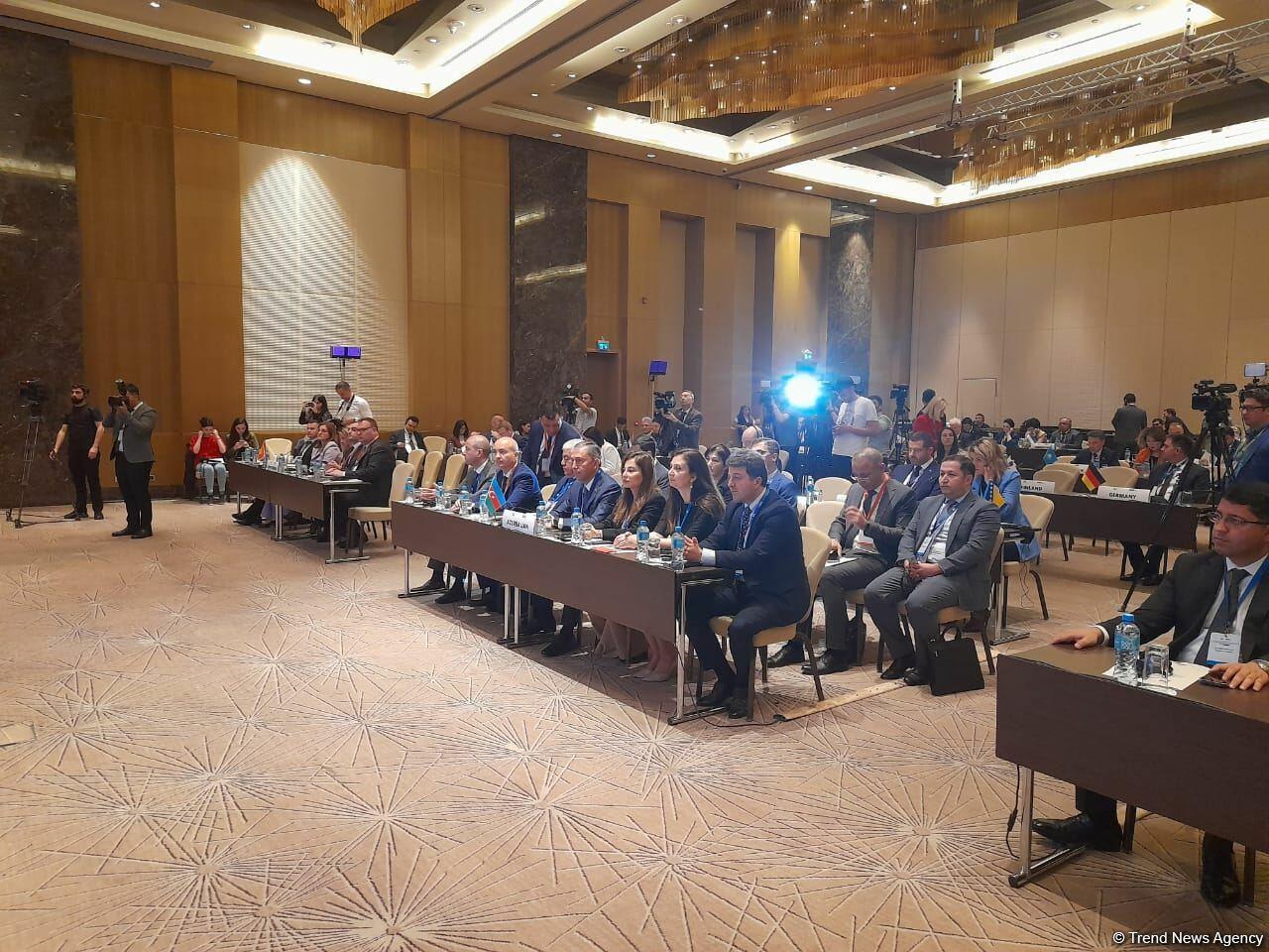 Парламент Азербайджана и ПА ОБСЕ совместно проводят конференцию по 'зеленой' экономике и устойчивому развитию