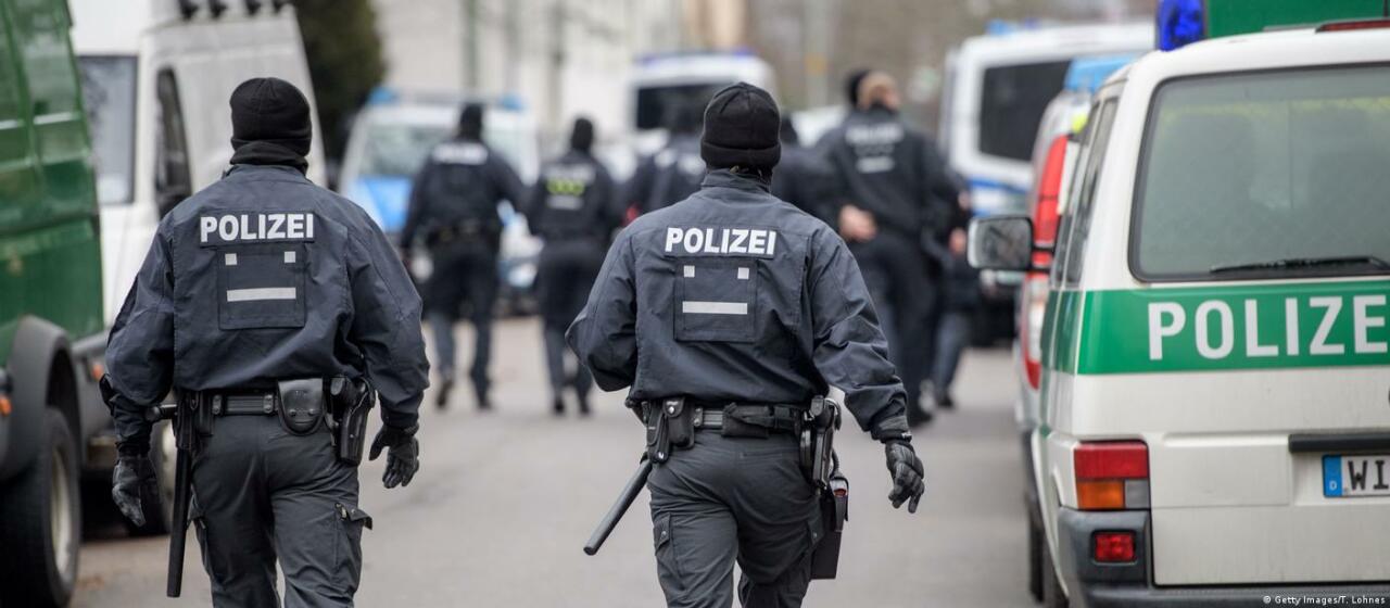 Немецкая полиция задержала трех причастных к террористической группе, планировавшей госпереворот
