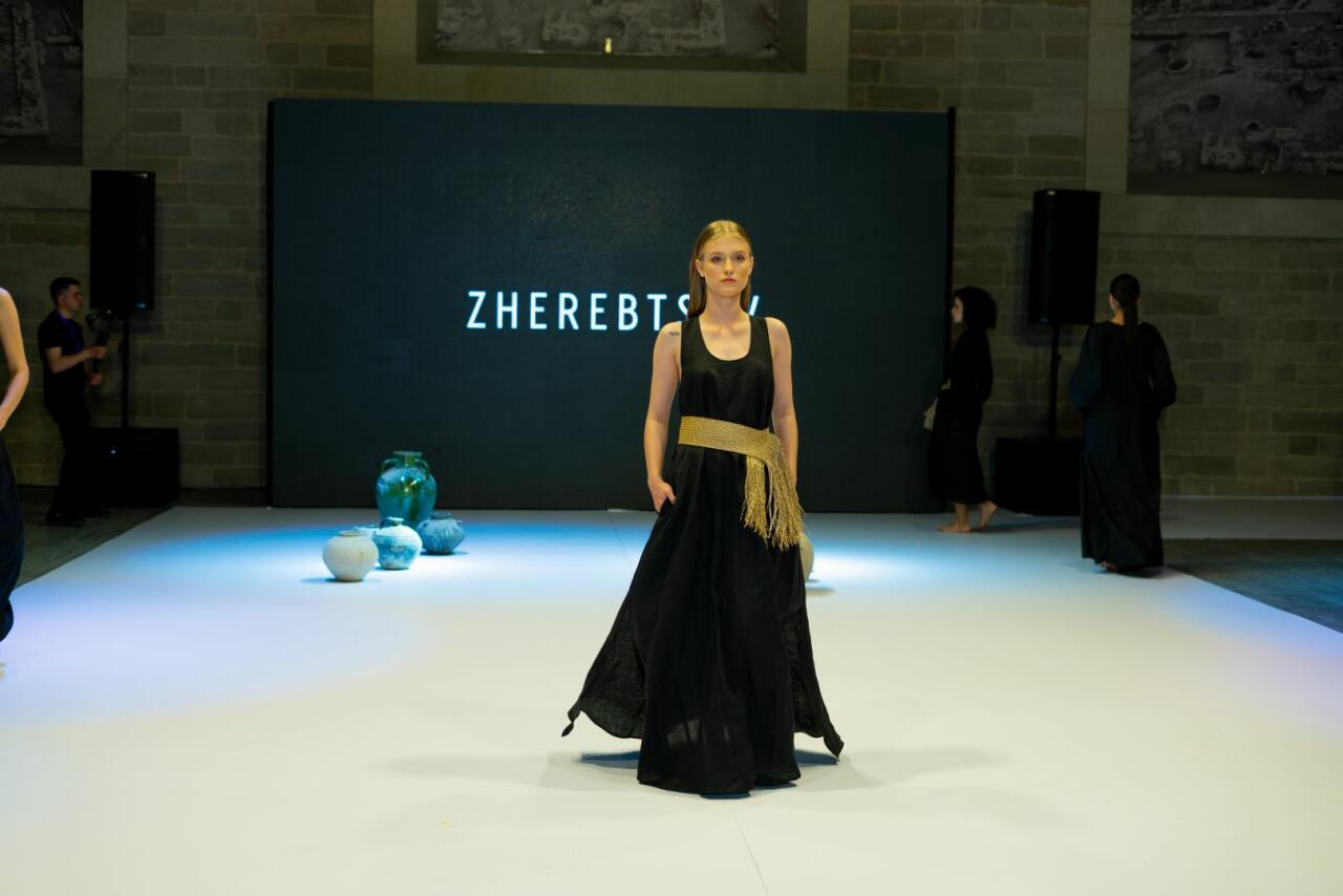 Azerbaijan Fashion Week -2023: от ковровых элементов до стиля бохо и шикарных вечерних нарядов