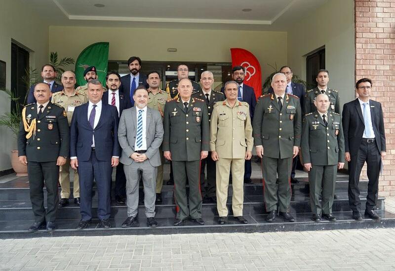 Военное руководство Азербайджана исследует возможности сотрудничества с оборонпромом Пакистана