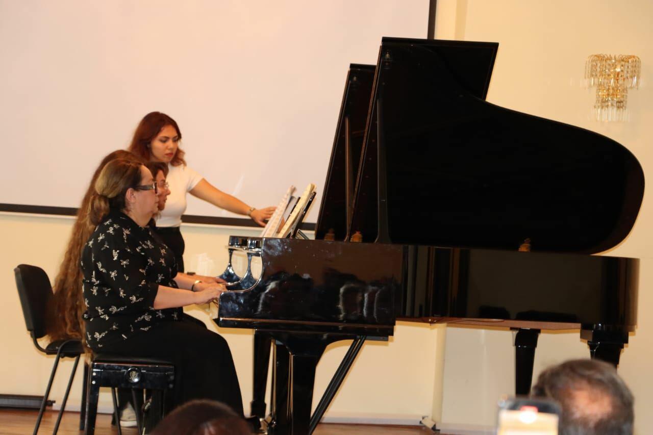 В Баку состоялась презентация книги "Гейдар Алиев и музыкальная культура"