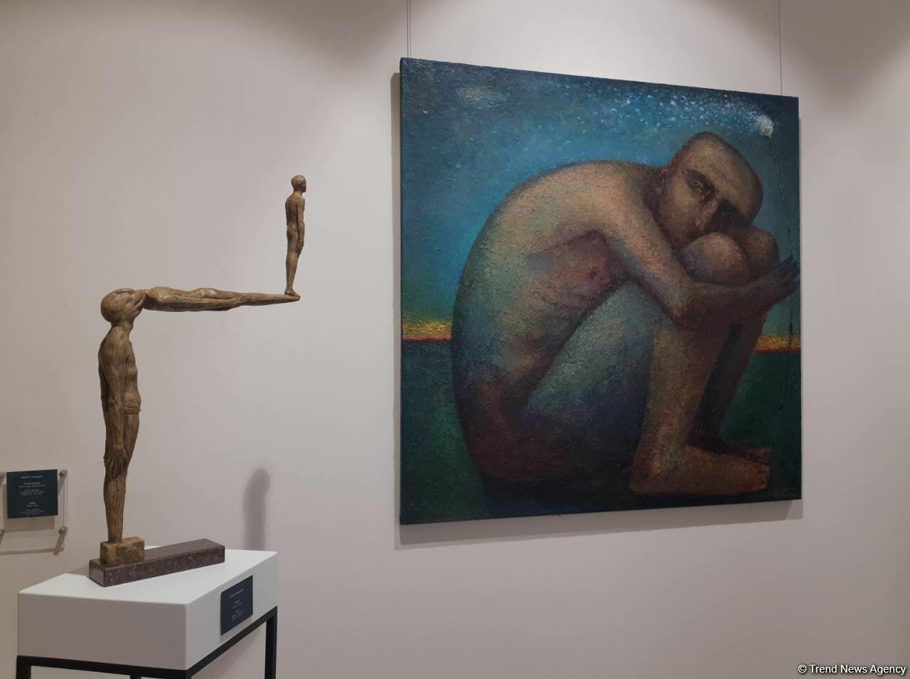 По лабиринтам мыслей, чувств, переживаний… Выставка "ADAM" в Баку