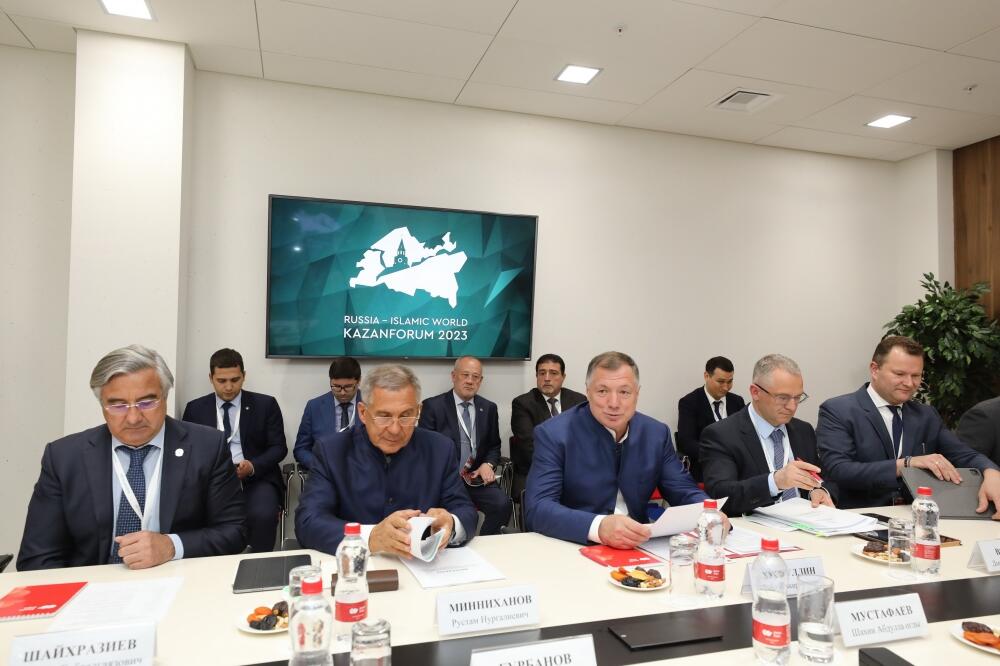 Azərbaycan beynəlxalq iqtisadi forumda təmsil olunub
