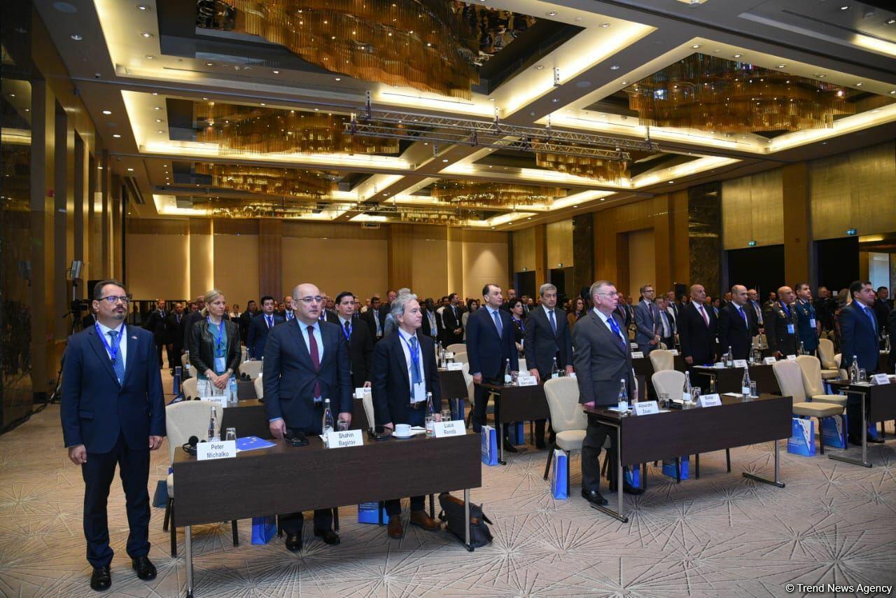Баку принимает конференцию по разминированию