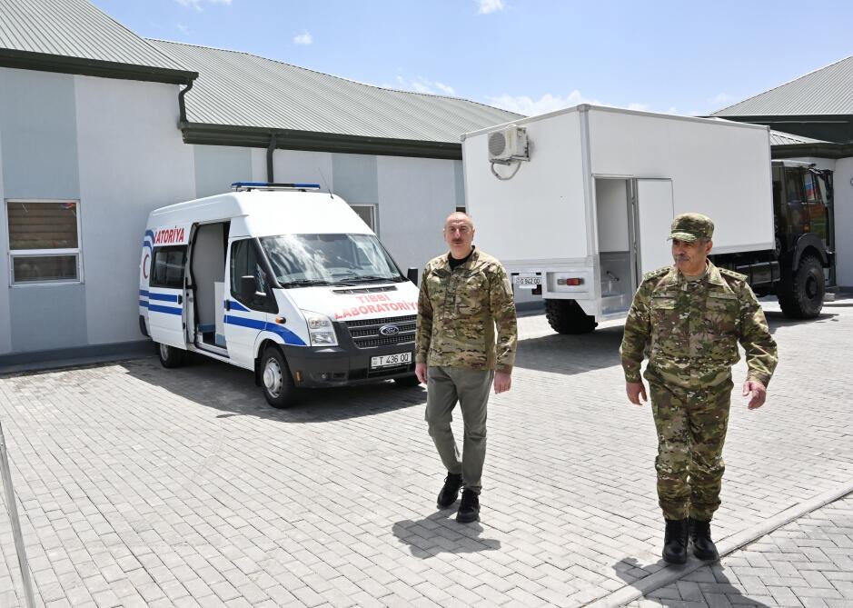 Президент Ильхам Алиев принял участие в открытии военного госпиталя в Кяльбаджаре