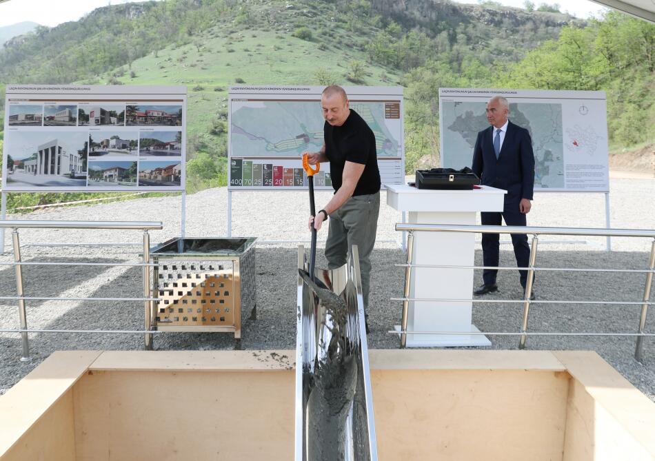 Президент Ильхам Алиев заложил фундамент села Шельве Лачинского района