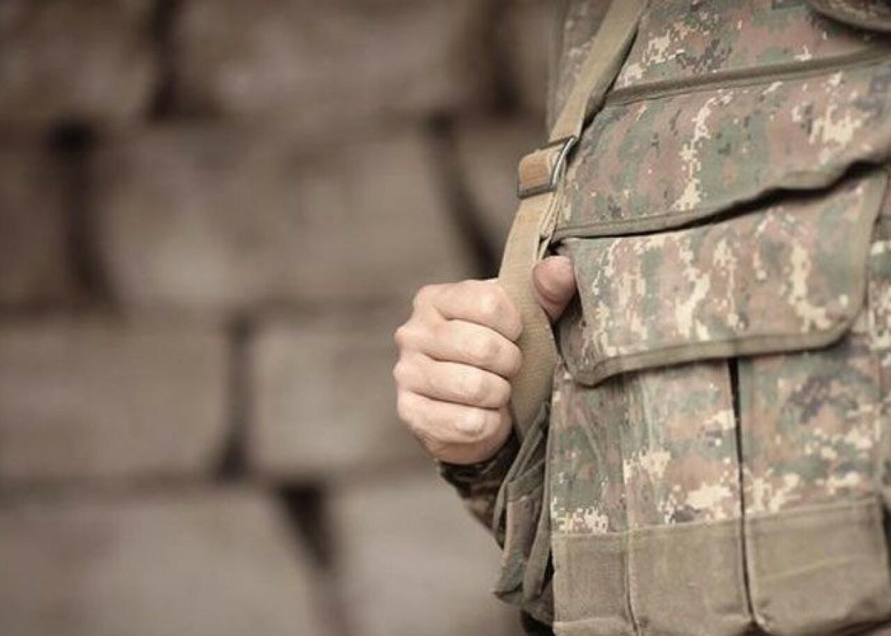Арестованы двое военнослужащих ВС Армении