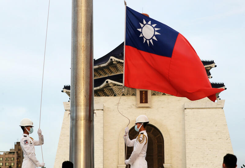 Тайвань зафиксировал военную технику Китая у острова