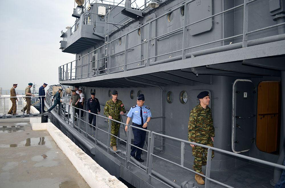 Военных атташе ознакомили с историей ВМС Азербайджана
