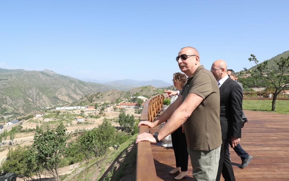 Президенту Ильхаму Алиеву представлен Генеральный план города Лачин