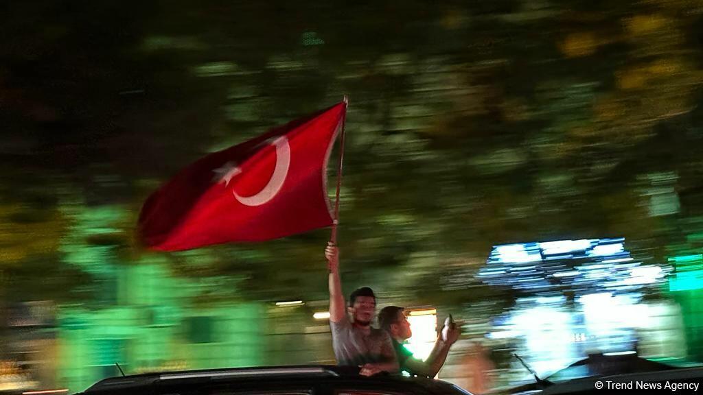 В Азербайджане отмечается победа Реджепа Тайипа Эрдогана на президентских выборах в Турции
