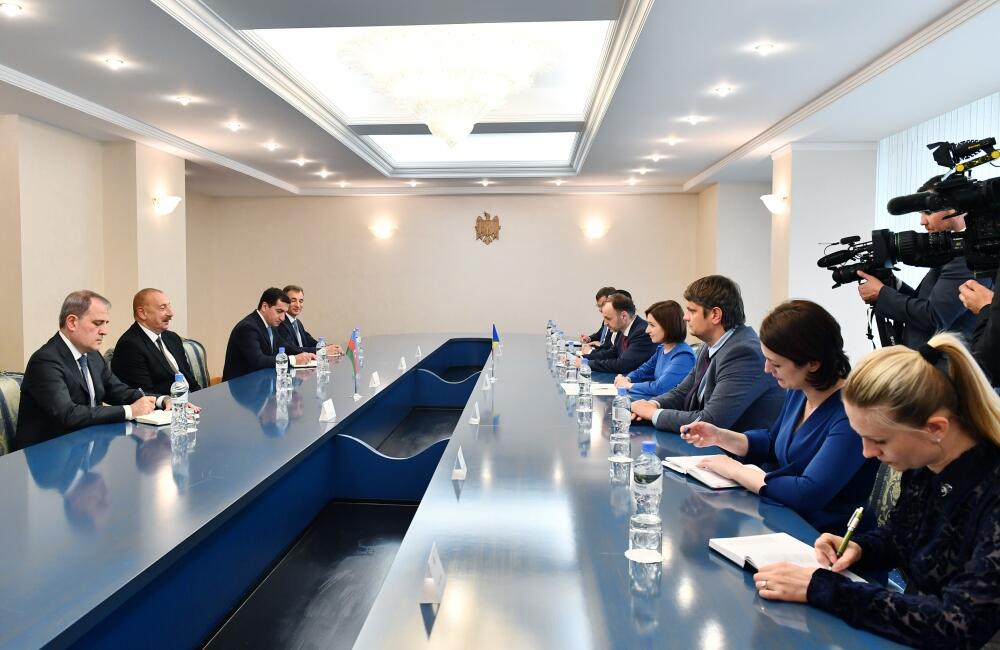 В Кишинэу состоялась встреча Президента Азербайджана Ильхама Алиева с Президентом Молдовы Майей Санду