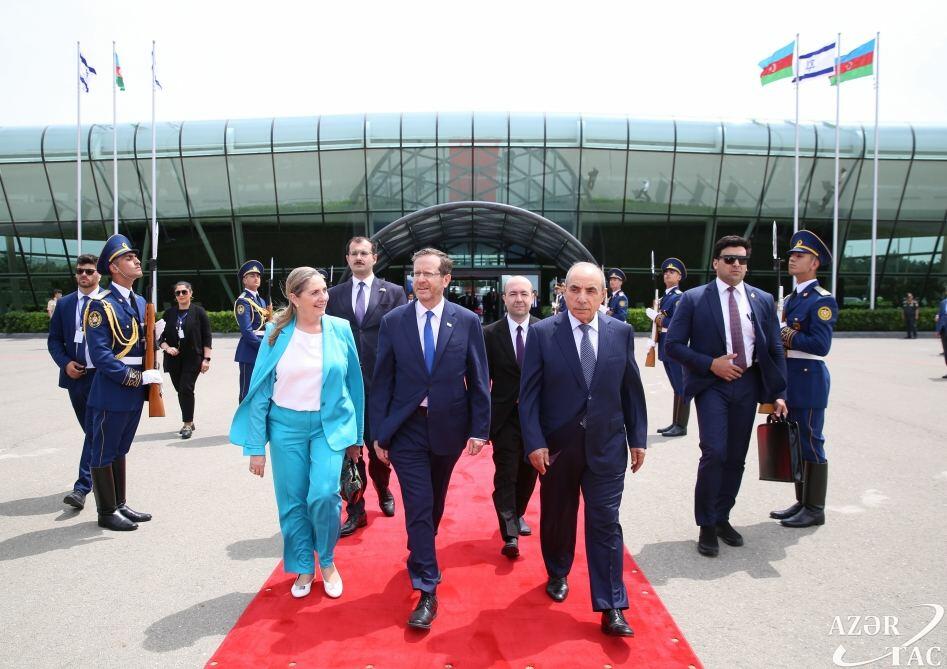 Завершился официальный визит Президента Израиля Ицхака Герцога в Азербайджан