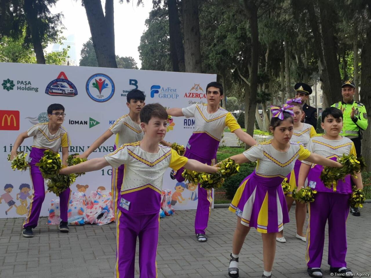 Азербайджанская ассоциация аутизма организовала в Баку праздник для детей