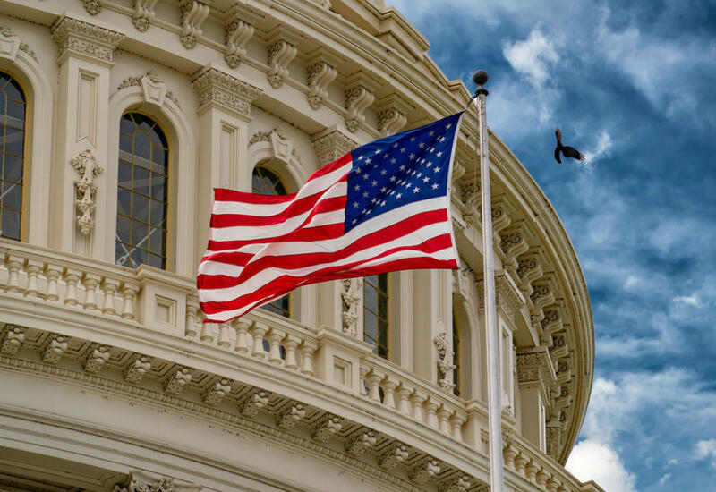 В США приняли законопроект о повышении потолка госдолга