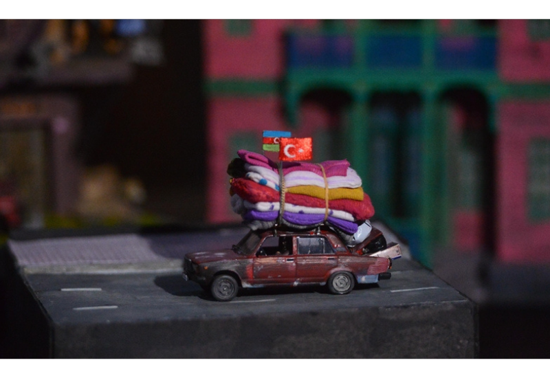 Турецкий мастер создает мини-версию автомобиля, ставшего символом братской помощи