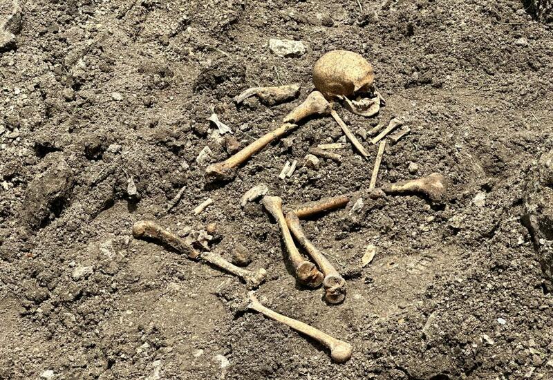 Останки скольких людей были найдены в Шуше?