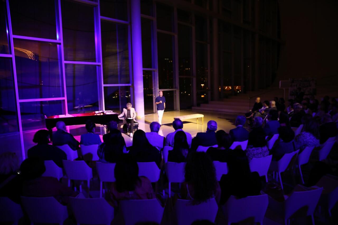 В Центре Гейдара Алиева состоялась торжественная презентация книги и премьера спектакля в честь видного писателя и драматурга Максуда Ибрагимбекова