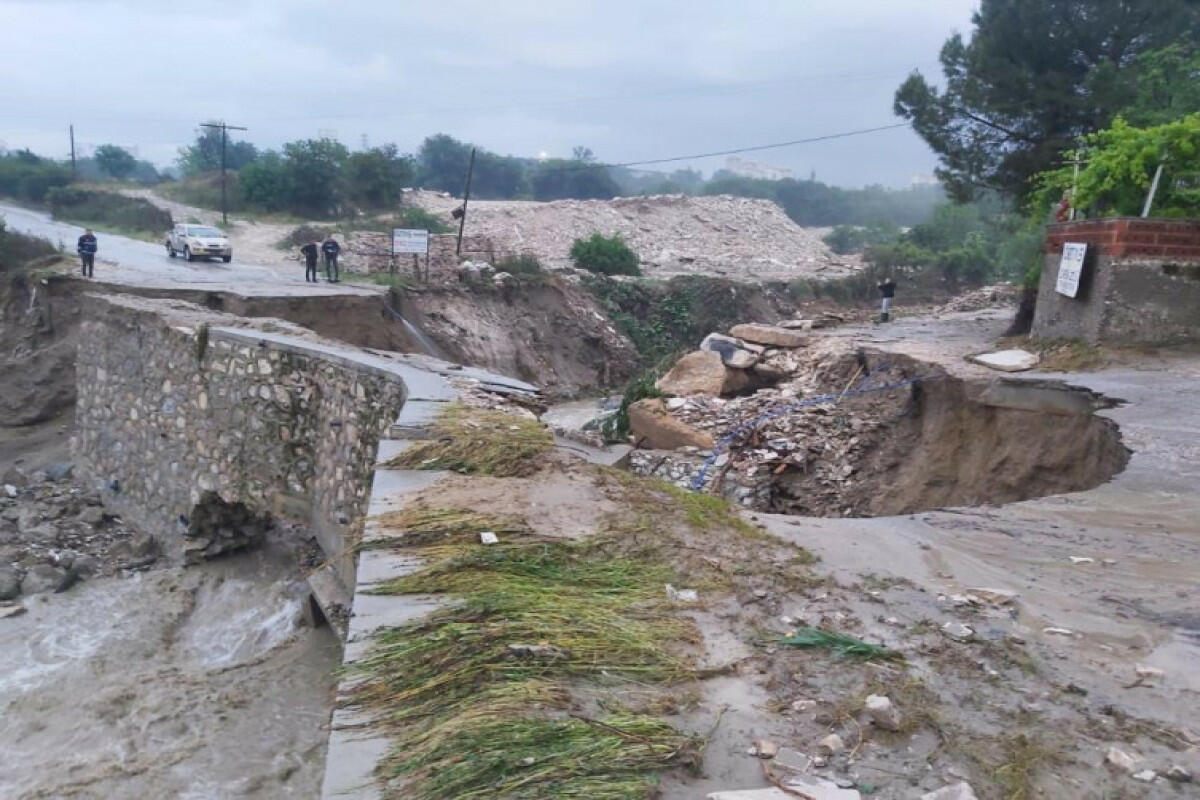 Разрушительные результаты наводнений в Турции