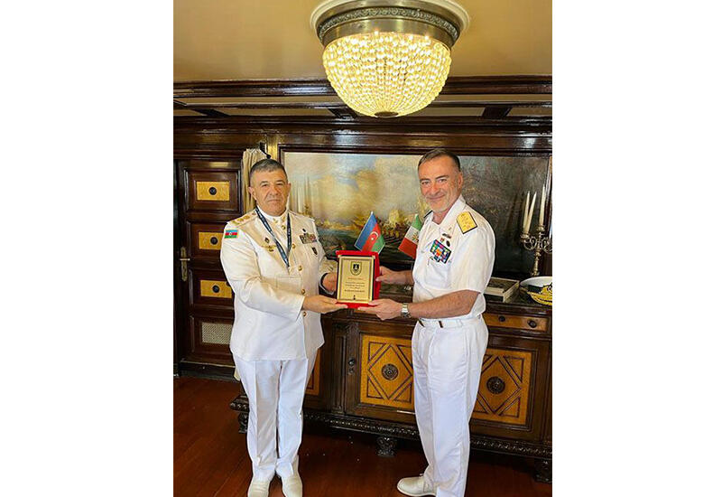 Состоялась встреча командующих ВМС Азербайджана и Италии