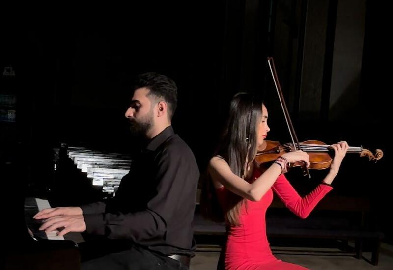 Азербайджанские музыканты представили в новом формате аргентинское танго с саундтреком из фильма "Крестный отец"