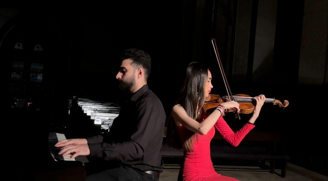Азербайджанские музыканты представили в новом формате аргентинское танго с саундтреком из фильма "Крестный отец"