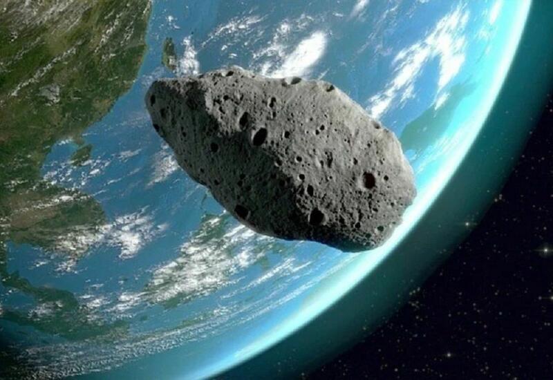 Два крупных опасных астероида летят к Земле