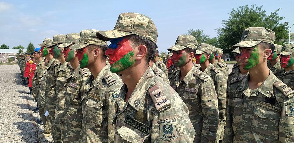 В азербайджанской армии состоялся очередной выпуск курса коммандо