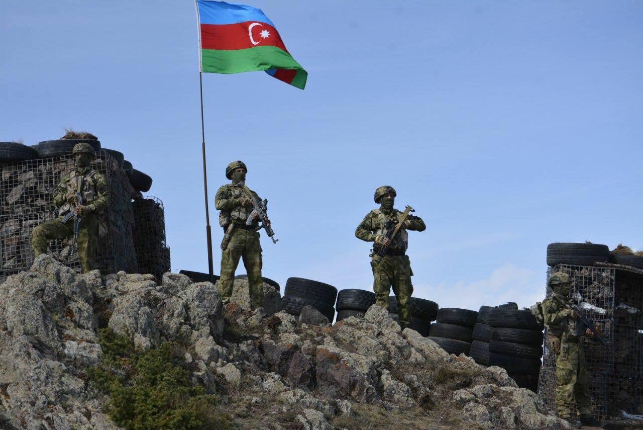 Повышены оклады военнослужащих Главного управления Внутренних войск МВД Азербайджана