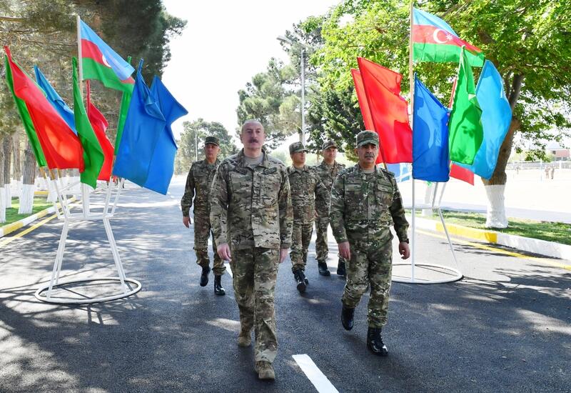 Президент Ильхам Алиев: Дальнейшее укрепление нашей армии остается задачей номер один