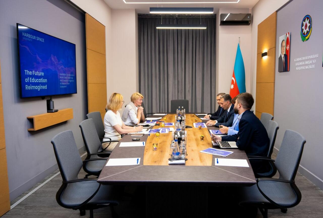 Азербайджан намерен сотрудничать c рядом образовательных учреждений в подготовке кадров в сфере ИКТ