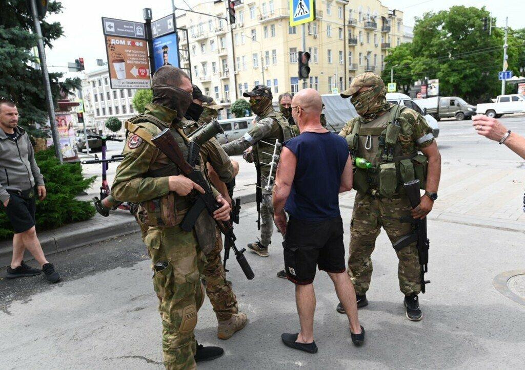 У штаба ЮВО в Ростове-на-Дону прогремело два взрыва