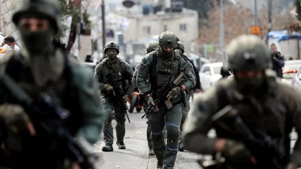 Армия Израиля сообщила о перестрелке близ мечети в Дженине