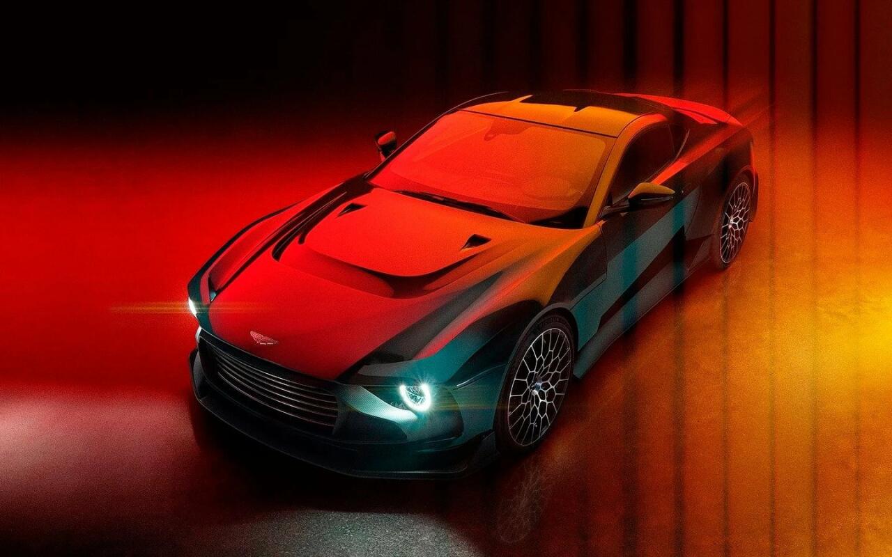 Aston Martin представил новое купе Valour