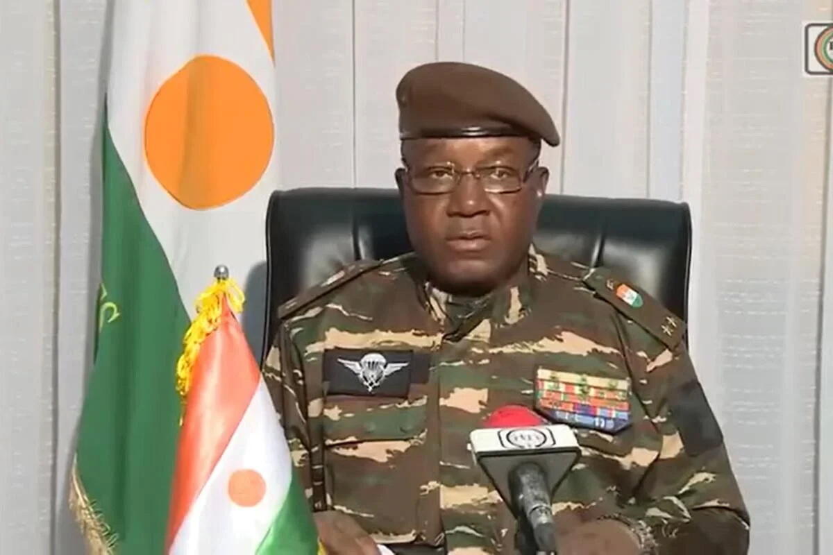 В Нигерии генерал объявил себя лидером страны
