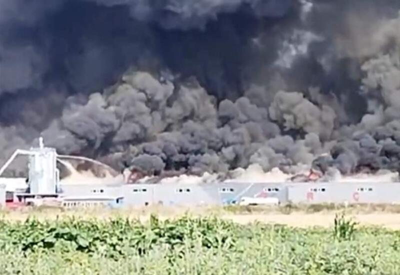 Промышленный квартал Бурсы охватило пламя