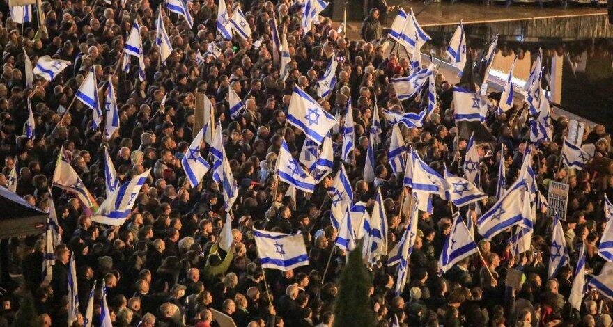 Тысячи израильтян протестуют против судебной реформы
