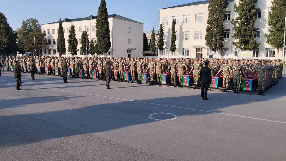 В азербайджанской армии состоялись церемонии принятия присяги