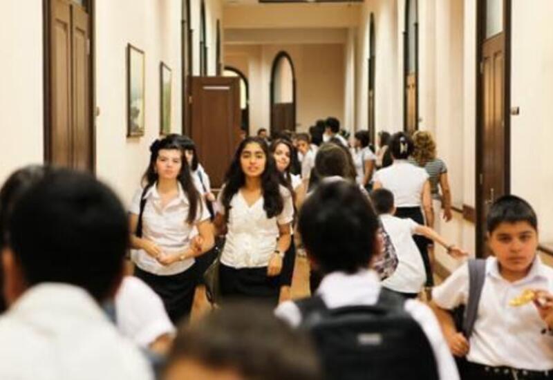 В Азербайджане школы перейдут на систему подушевого финансирования