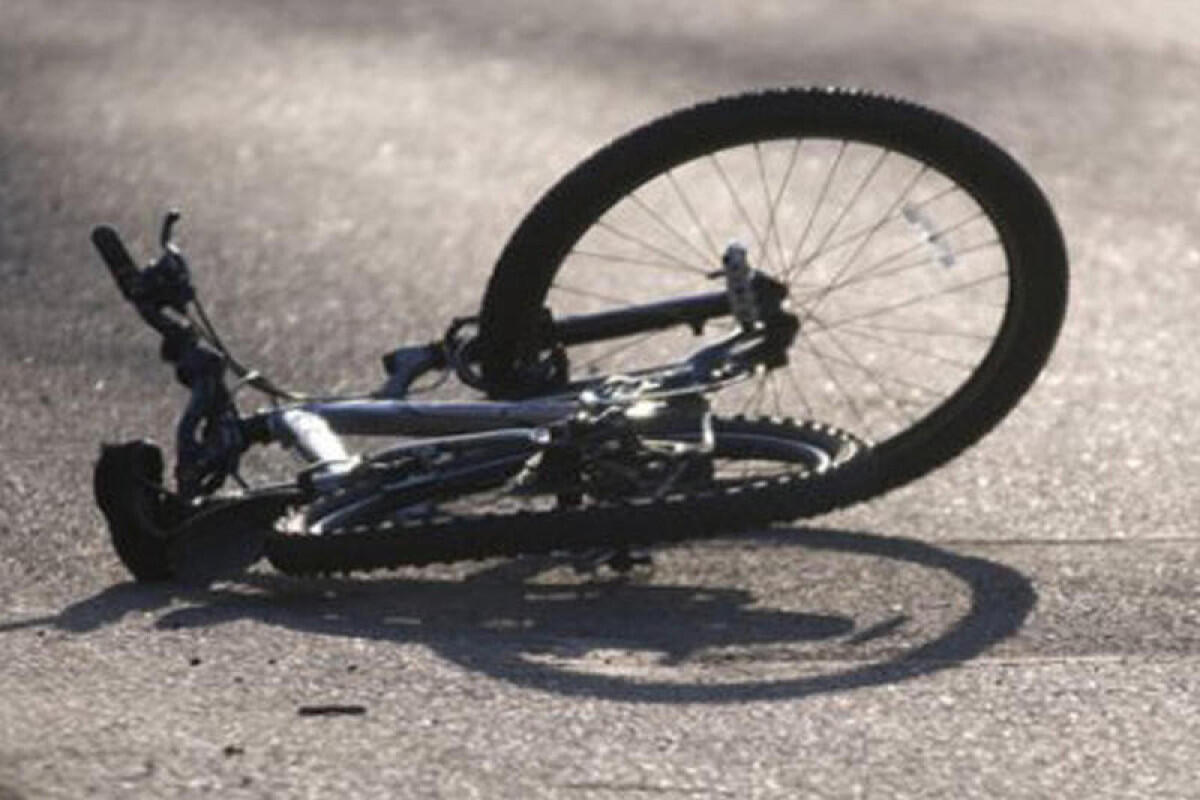 В Нахчыване грузовик сбил 13-летнего велосипедиста