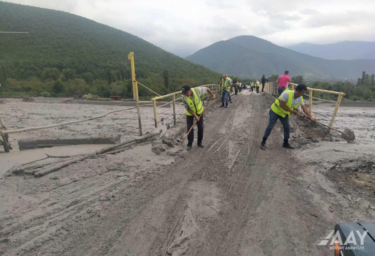 Селевые потоки нанесли ущерб в Шеки