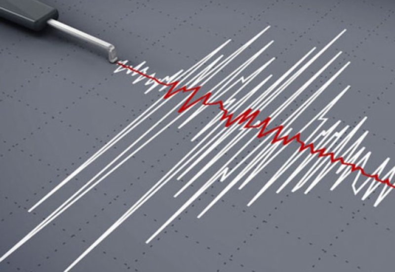 В Японии произошли два сильных землетрясения