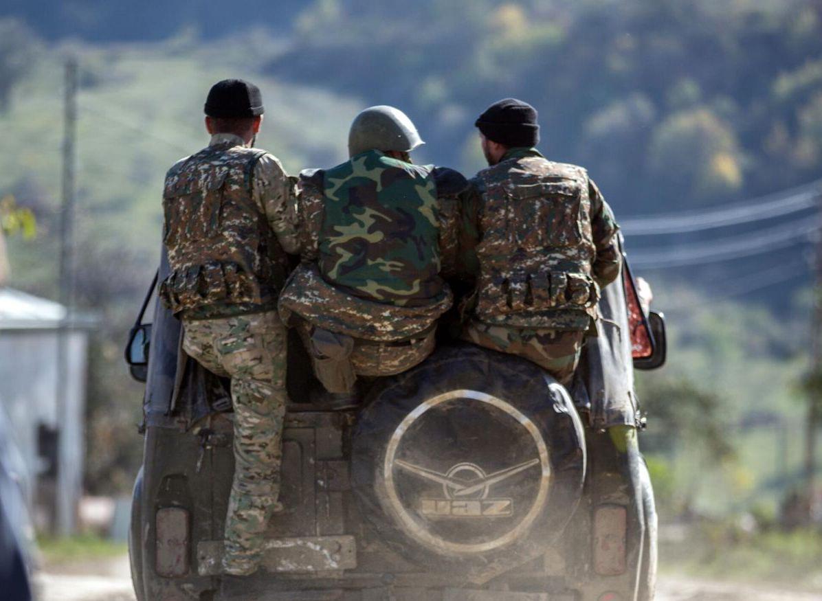 Привлеченные на военную службу сепаратисты бегут из Карабаха