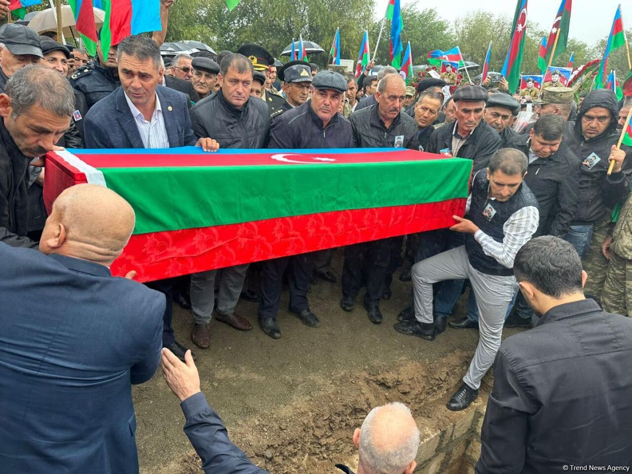 Останки шехида, пропавшего без вести во время Первой Карабахской войны, похоронены в Физули